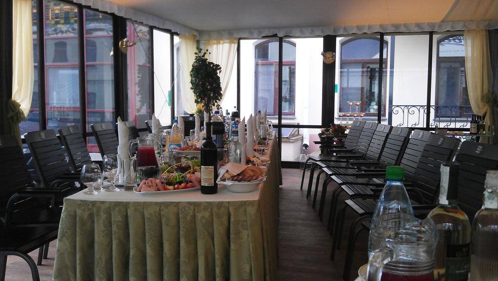 Garni Hotel มินสก์ ภายนอก รูปภาพ
