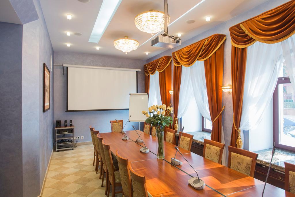 Garni Hotel มินสก์ ภายนอก รูปภาพ
