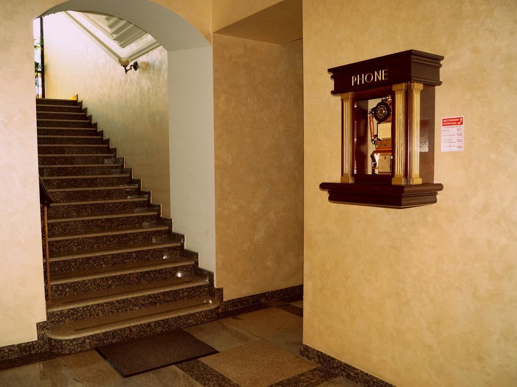 Garni Hotel มินสก์ ภายนอก รูปภาพ