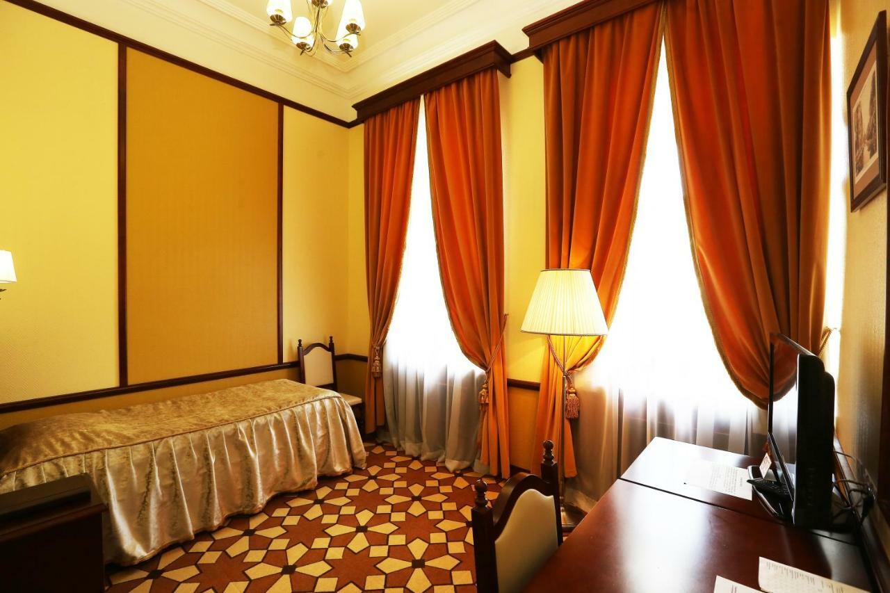 Garni Hotel มินสก์ ภายนอก รูปภาพ