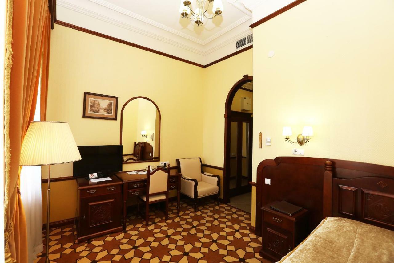 Garni Hotel มินสก์ ภายนอก รูปภาพ