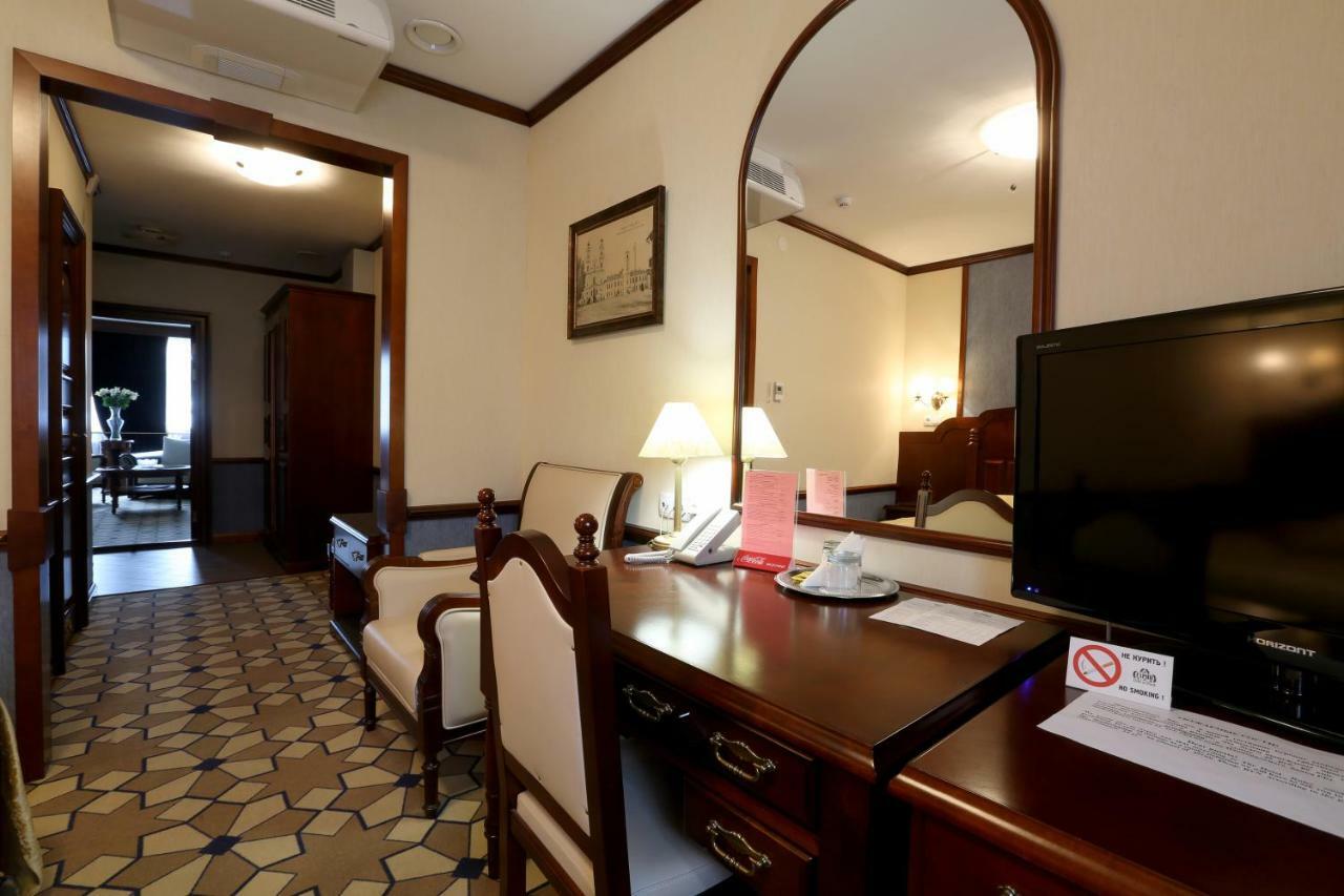 Garni Hotel มินสก์ ภายนอก รูปภาพ